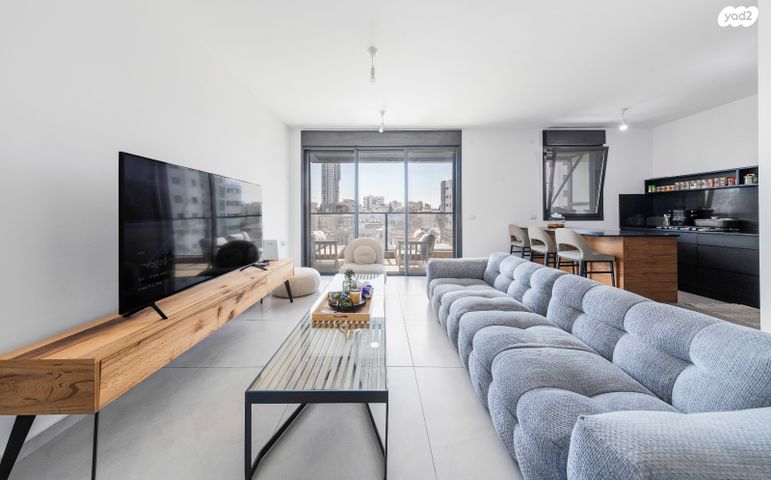 דירה, עטרות, תל יהודה, רמת גן