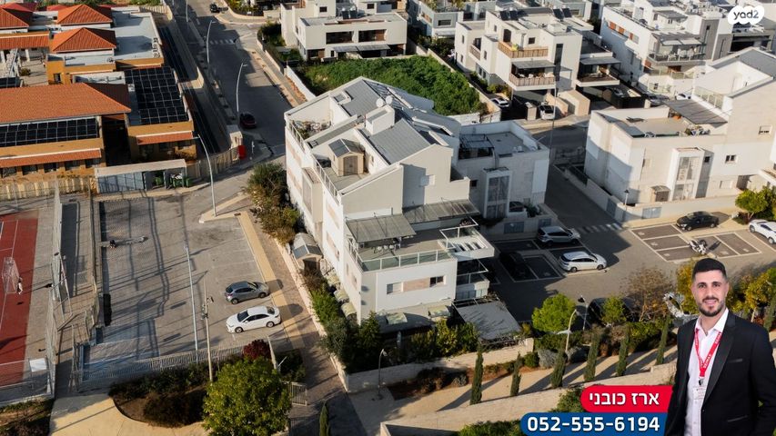 גג/ פנטהאוז, גלבוע 21, פרדסיה, פרדסיה