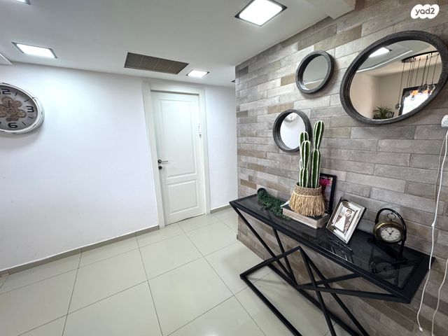 דירת גן, הצאלים, רמת יקנעם, יקנעם עילית