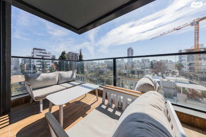 דירה, עטרות, תל יהודה, רמת גן