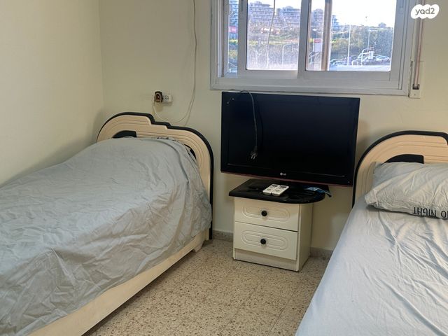 דירה, ציון בהלול, שיכון עובדים, טבריה