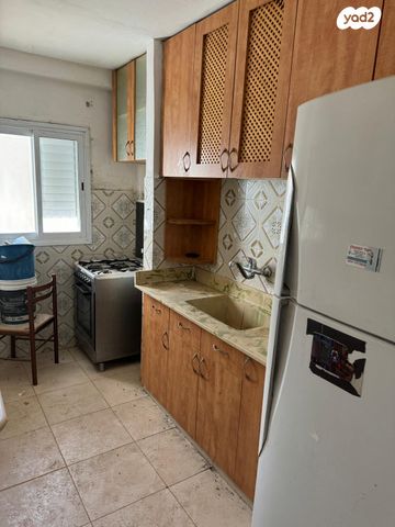 גיורא יוספטל 