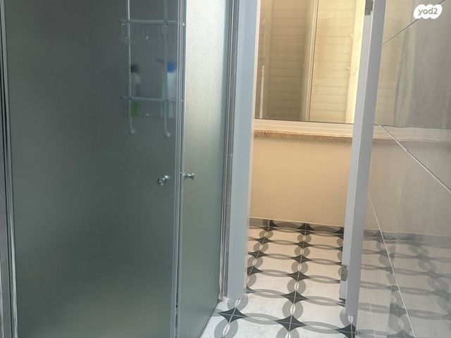 דירה, ציון בהלול, שיכון עובדים, טבריה