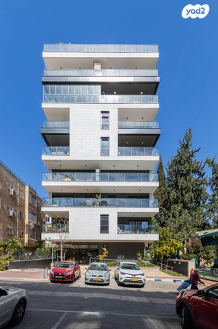 דירה, עטרות, תל יהודה, רמת גן