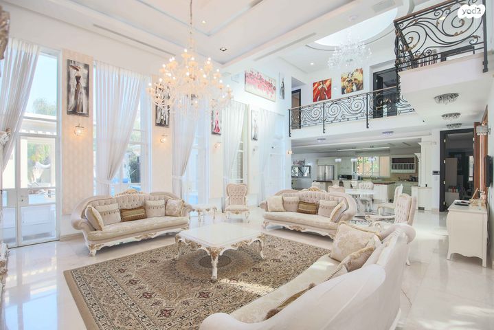 בית פרטי/ קוטג', הרקיע, הגולף, קיסריה