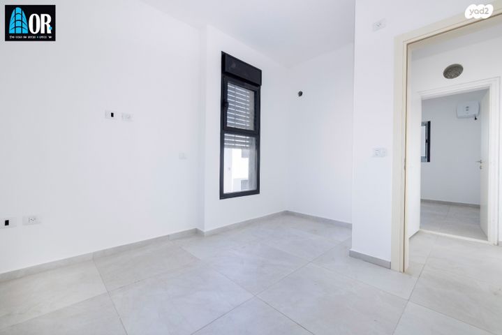 בית פרטי/ קוטג', כובשי החרמון, שאר העיר, קרית עקרון