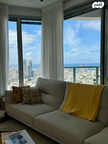 דירה, גרציאני יצחק 4, גני שרונה, קרית הממשלה, תל אביב יפו