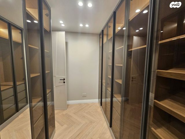 דירה, משפחת מלבסקי 5, עיר ימים, נתניה