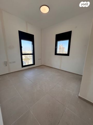 דירה, יוחנן הסנדלר, דרום חדש, פארק הים, בת ים