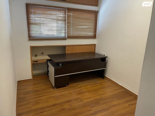 משרדים, הרצל 21, רמב"ם, ראשון לציון