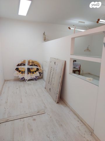 חנויות/ שטח מסחרי, רוטשילד עצמאות, בת ים