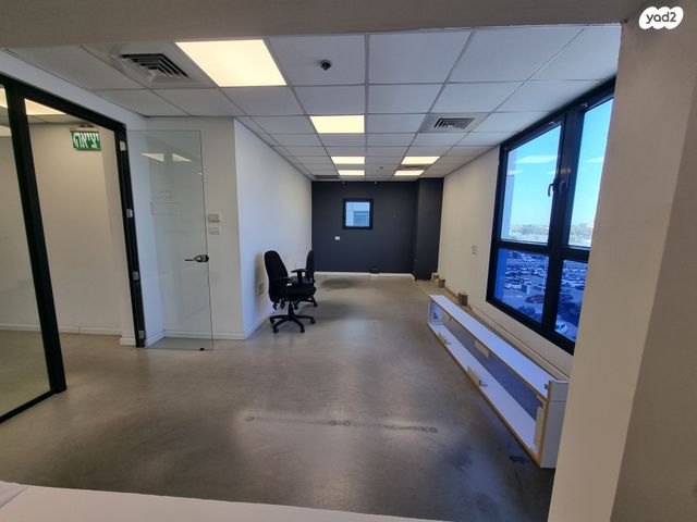 משרדים, משה לוי 11, מב"ת מערב, אזור תעשייה חדש, ראשון לציון