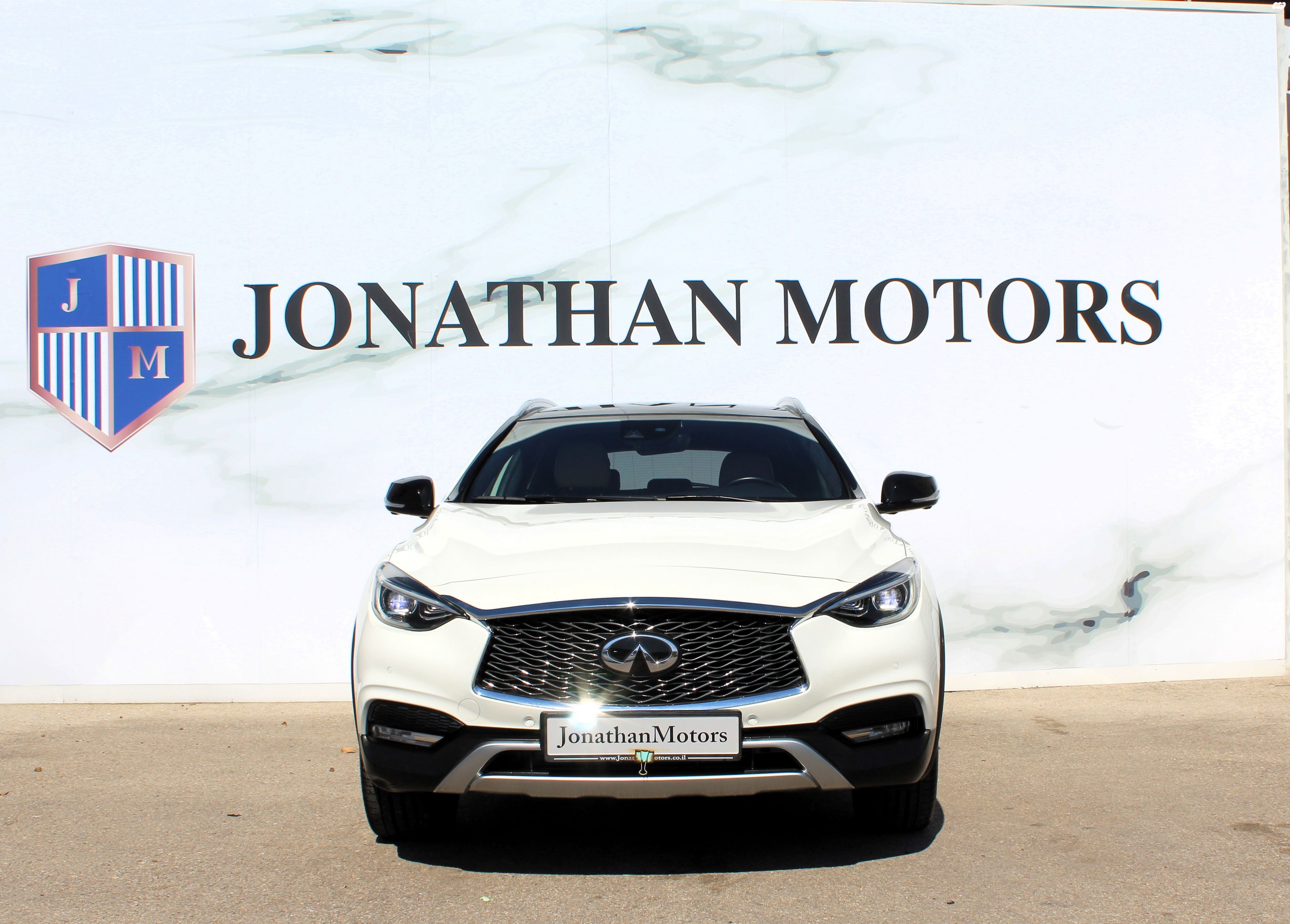 מודעת רכב אינפיניטי QX30