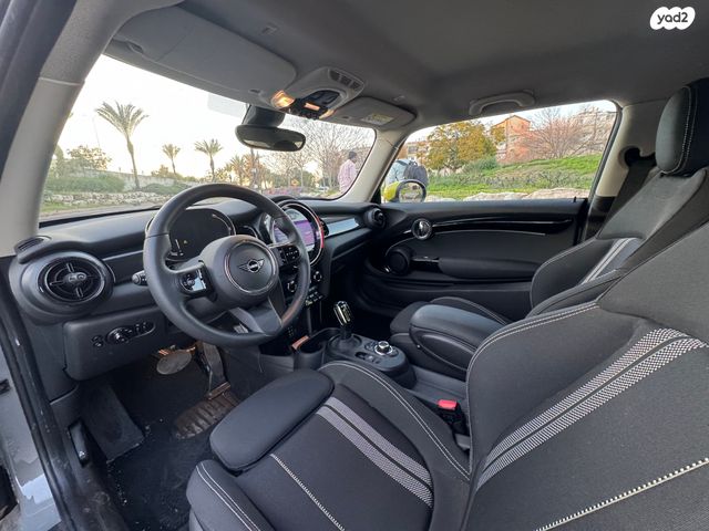 מיני קופר SE (חשמלית)