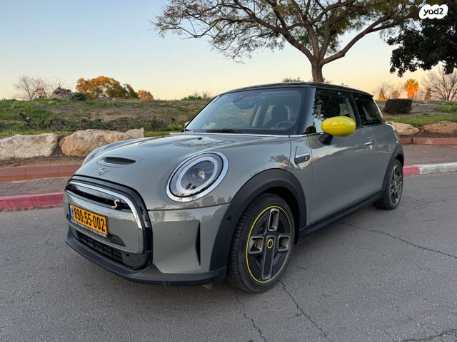 מודעת רכב מיני קופר SE (חשמלית)