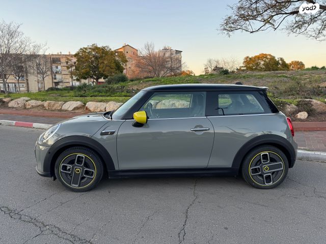 מיני קופר SE (חשמלית)