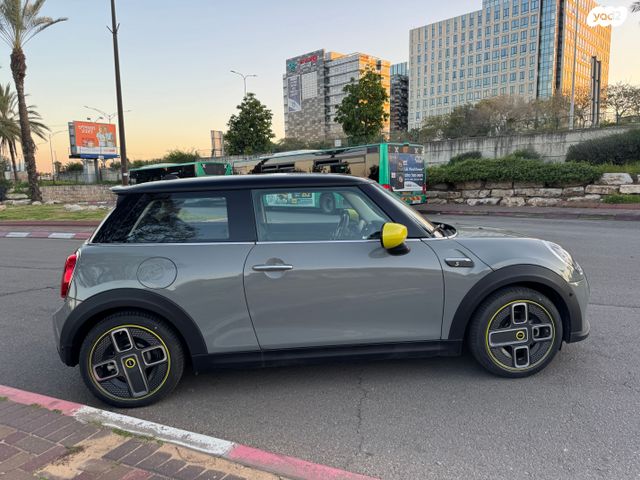 מיני קופר SE (חשמלית)