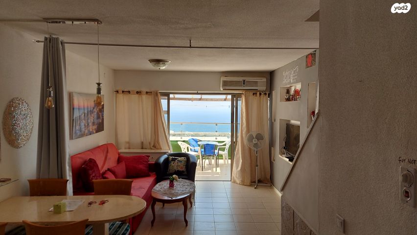 דופלקס, אחד העם 37, שיכון עובדים, טבריה