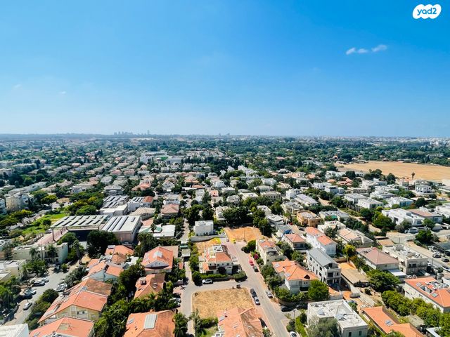 גג/ פנטהאוז, הוד השרון