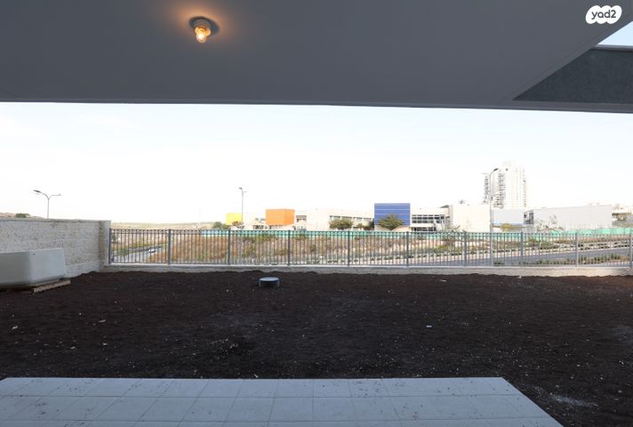 דירת גן, זלמן שזר, מורשת, מודיעין מכבים רעות