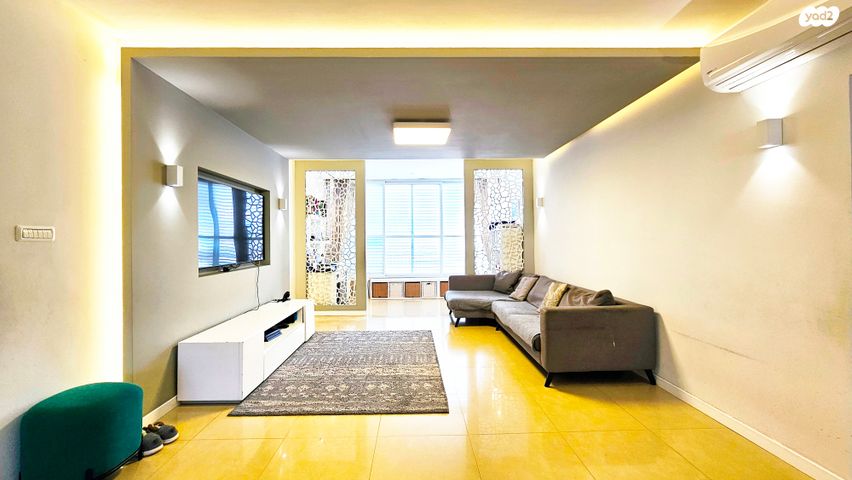 גבעת חיים 13