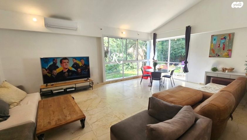 בית פרטי/ קוטג', סביון