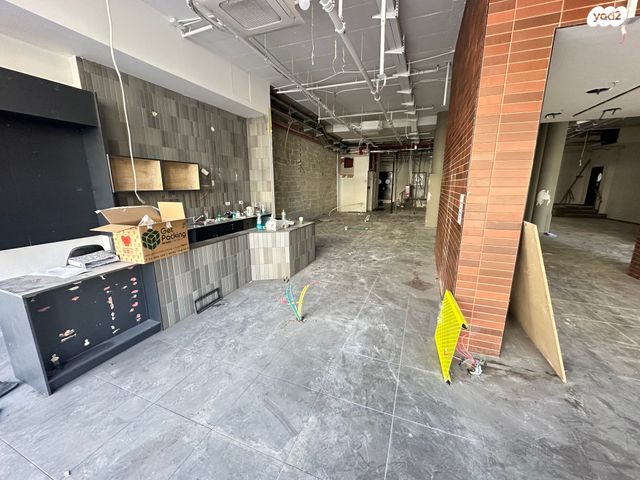 חנויות/ שטח מסחרי, שאר העיר, מודיעין מכבים רעות