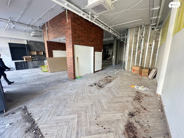 חנויות/ שטח מסחרי, שאר העיר, מודיעין מכבים רעות