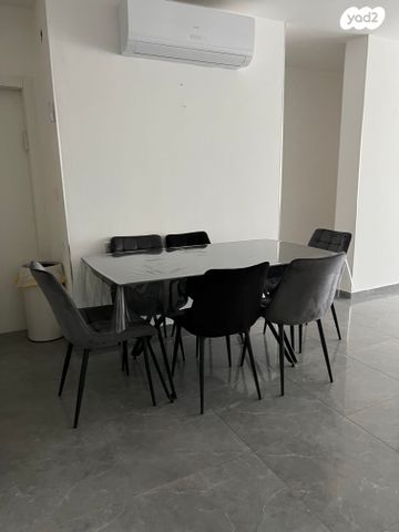 דירה, שמחה הולצברג 16, נאות שמיר, רמלה