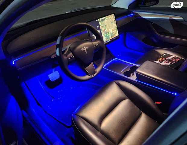 מודעת רכב טסלה מודל 3