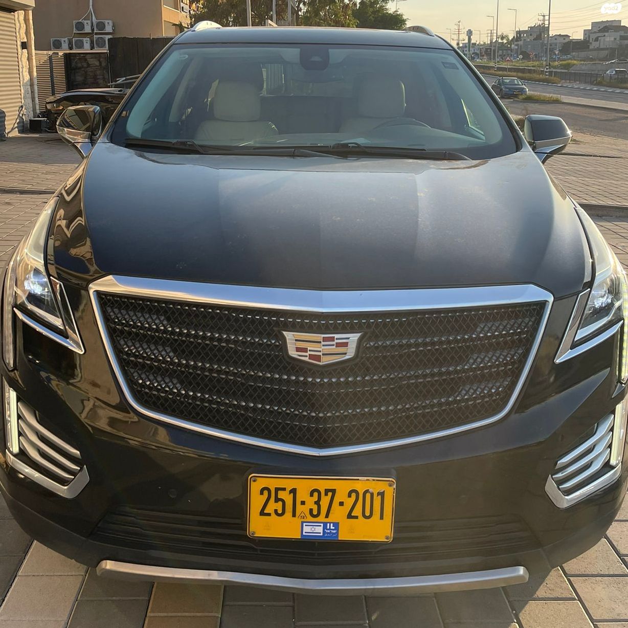 מודעת רכב קאדילק XT5