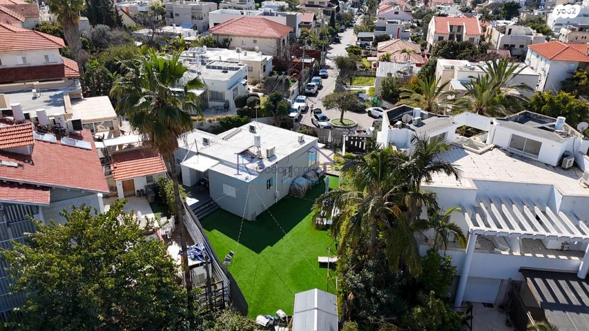 בית פרטי/ קוטג', פרדריך הרמן קיש 34, צפון מזרח מרכז העיר, נתניה