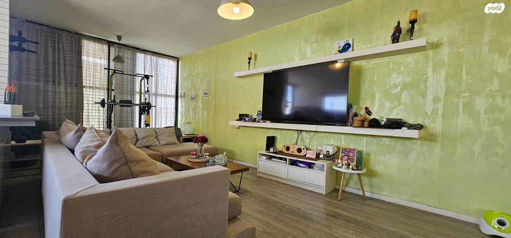 דירה, רמז, מערב ותיק, ראשון לציון