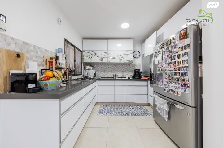 דו משפחתי, ההגנה 14, אריאל