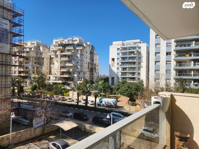 דירה, שושנת העמקים, רמת אמיר, קדימה צורן