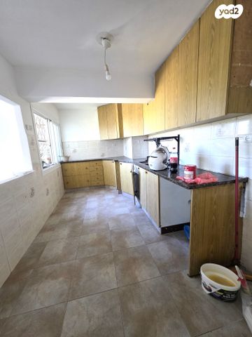 דירה, נחל הבשור, מכללת תל אביב יפו, דקר, תל אביב יפו