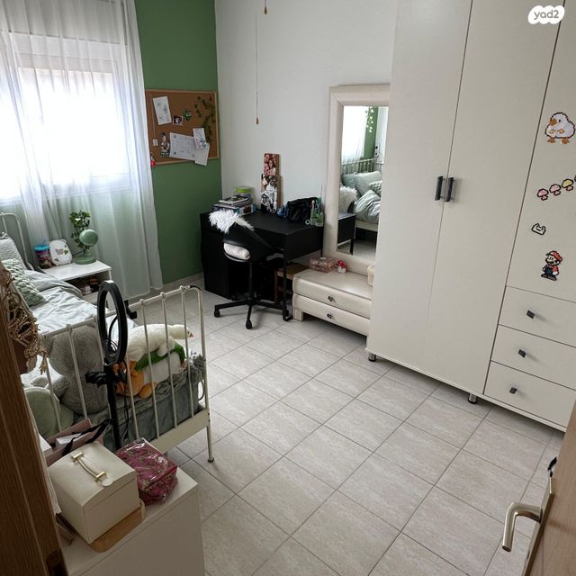 דו משפחתי, עורב, מעוף, ערד