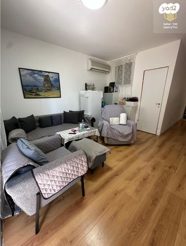 דירת גן, אלפי מנשה