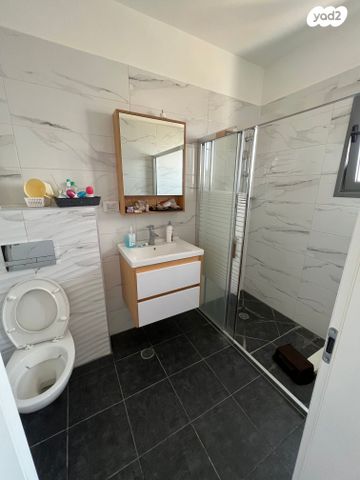 דירה, תדהר, המכבים, גבעת זאב