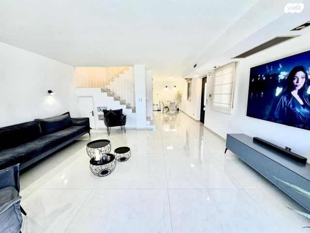 בית פרטי/ קוטג', אל סלוודור, ירושלים