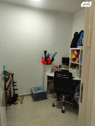 דירה, רפאל דה לה פרגולה, גילה, ירושלים