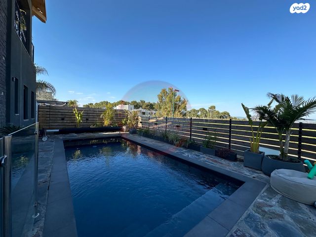 בית פרטי/ קוטג', נורית