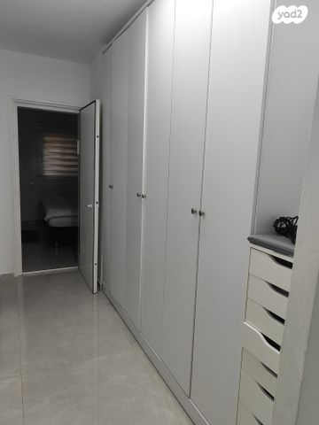 דירה, רפאל דה לה פרגולה, גילה, ירושלים