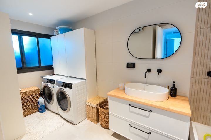 דירה, אור ים, אור עקיבא