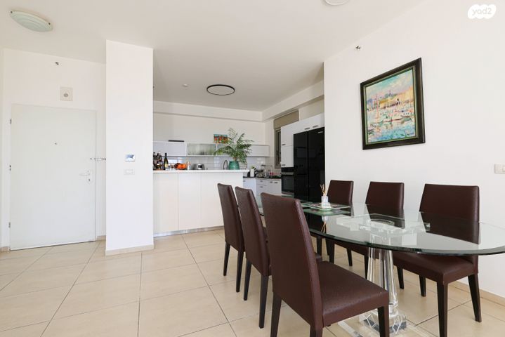 דירה, שדרות האגמים 5, אגמים, נתניה