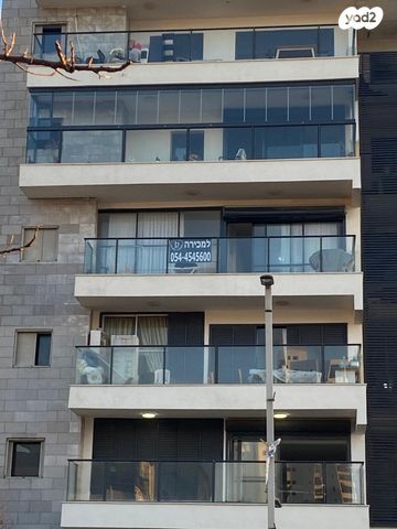 רוטשילד עצמאות