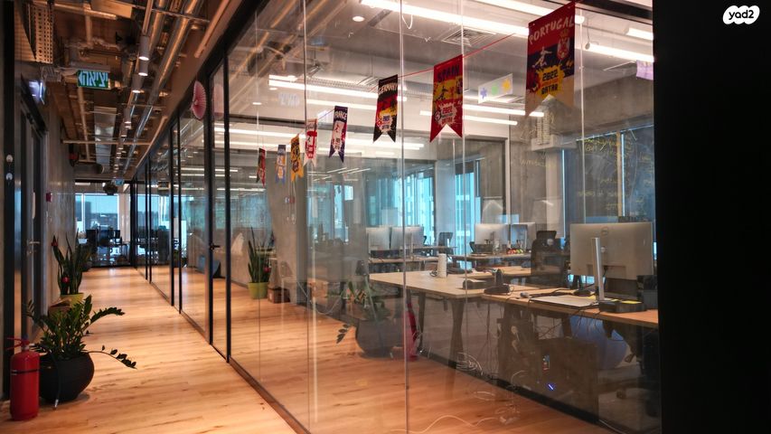 משרדים, יצחק שדה, מונטיפיורי, הרכבת, תל אביב יפו