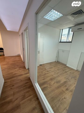 משרדים, רמת גן