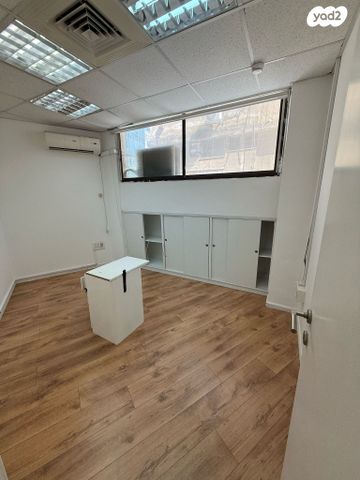 משרדים, רמת גן