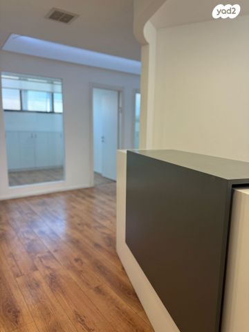 משרדים, רמת גן